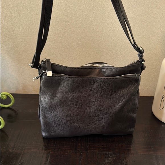 Margot Elegant Black Leather Shoulder Bag - Picture 1 of 12